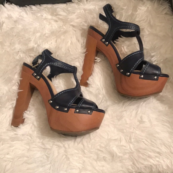 Jessica Simpson Shoes - Jessica Simpson size 8 (worn 2x’s)😱😱😱
